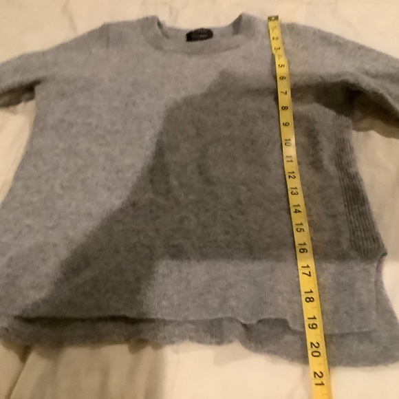 Halogen - Picture 2 of 4